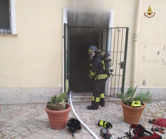Estate e incendi: oltre 80 gli interventi dei Vigili del Fuoco a Roma e dintorni