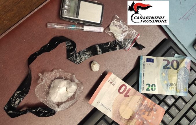 Ferentino, sorpreso con della cocaina: arrestato pusher 32enne