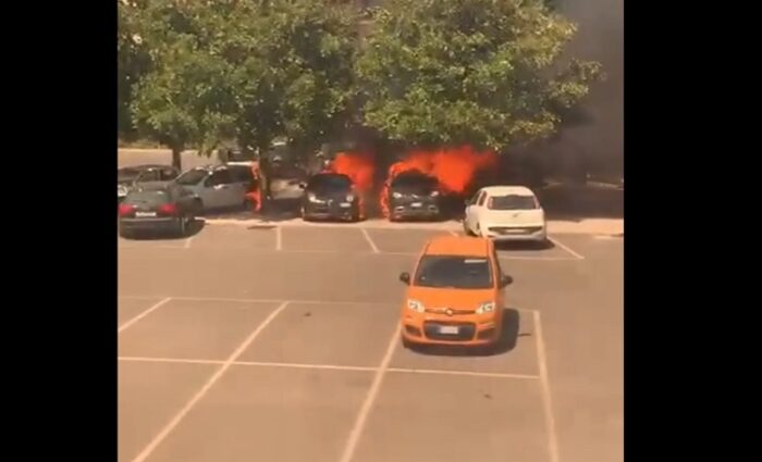 colleferro auto fuoco parcheggio largo biagio della rosa