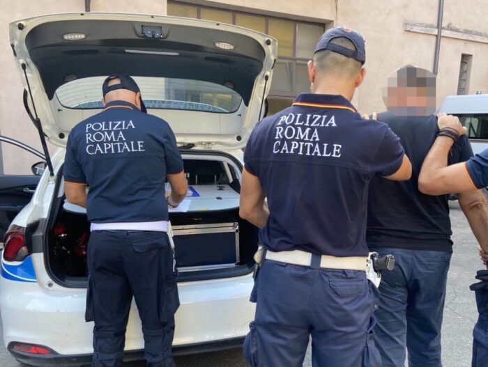 Polizia locale Roma, record di straordinari e di vittime della strada