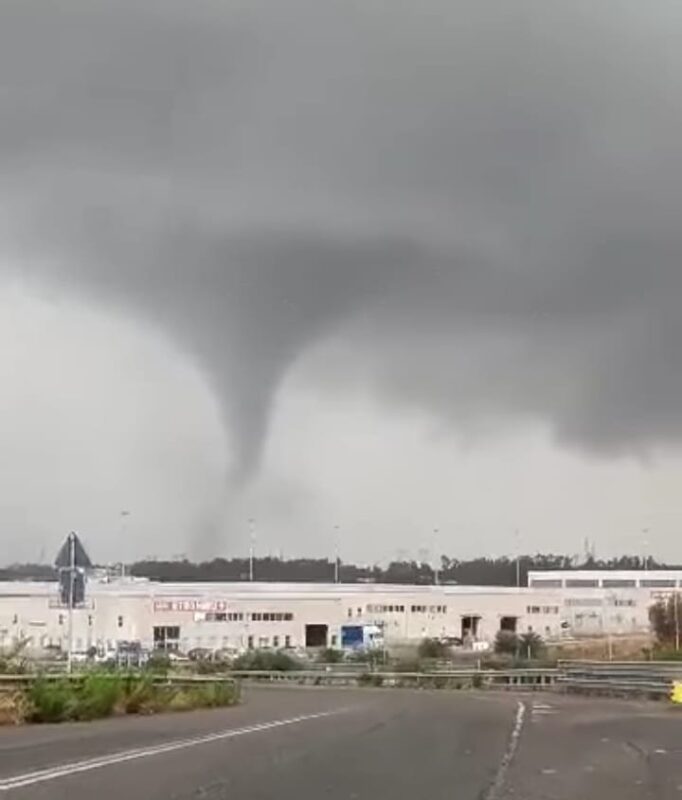 tornado civitavecchia oggi 8 settembre 2022