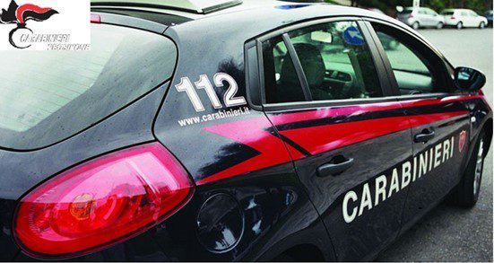 Cassinate. Sorpreso alla guida in stato di ebbrezza, colpisce al volto un Carabiniere: arrestato 58enne