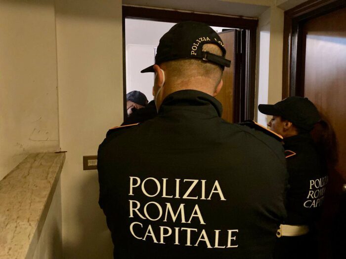 Roma, il Sindacato della Polizia Locale lancia l'allarme: "A breve il corpo sarà smantellato"