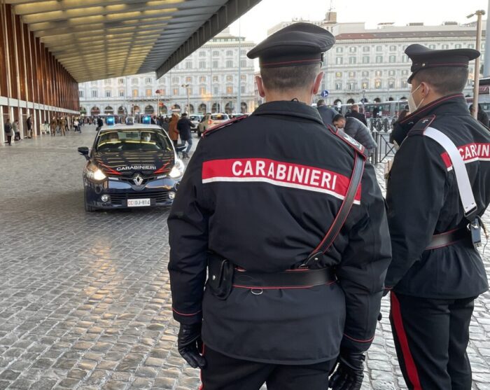 Controlli serrati a Termini: sei arresti in poche ore