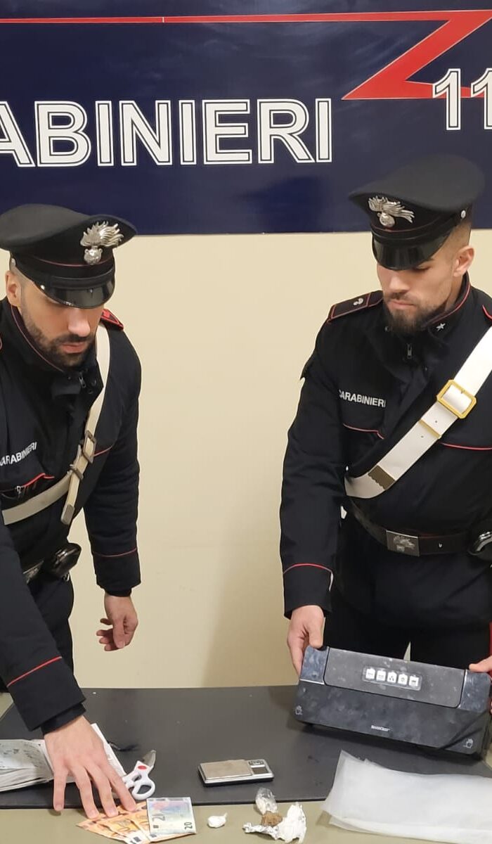 Torvajanica, spaccio sul lungomare: arrestato 21enne di Marino