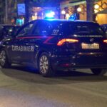 palestrina danneggia stanza hotel aggredisce carabinieri arrestato
