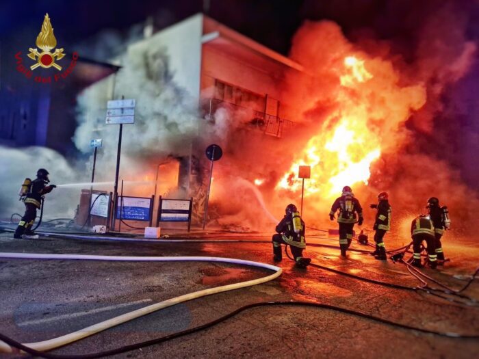 incendio santa marinella 6 febbraio 2023