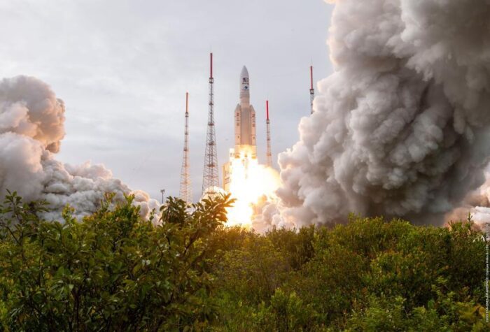 Avio Colleferro, Ariane 5 ha lanciato con successo la sonda Juice per l'esplorazione di Giove e delle sue lune