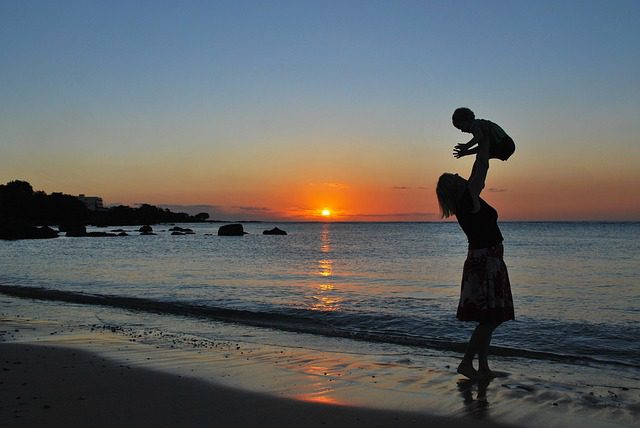 In vacanza con i bambini: i consigli degli esperti del Bambino Gesù