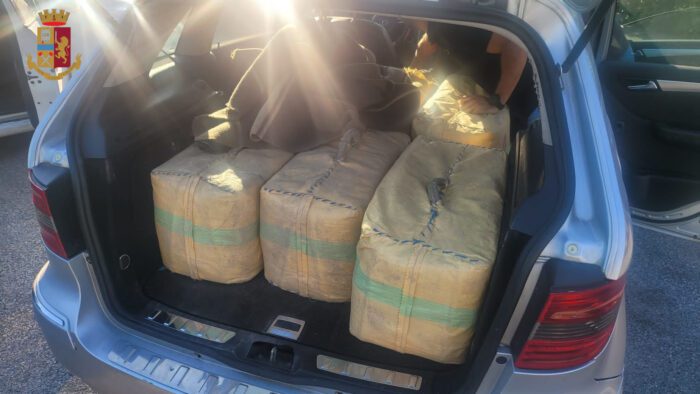 Spaccio a Roma, due arresti: sequestrati circa 260 kg di hashish