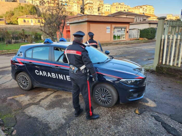 Valmontone, 38enne aggredisce la compagna e viene arrestato