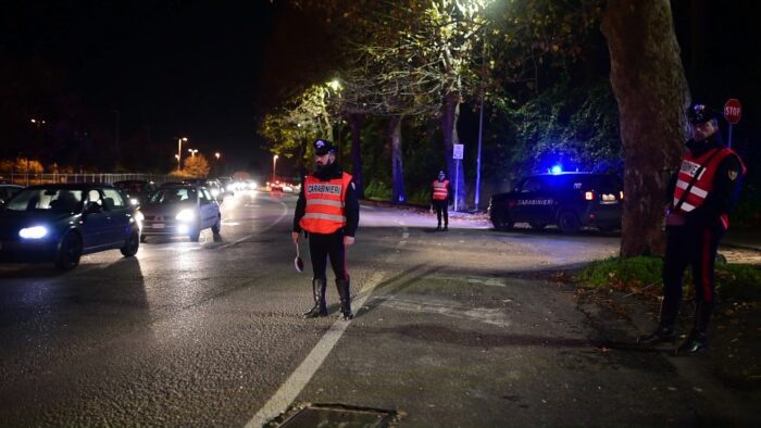 Monterotondo, furti in proprietà private: fermate due persone