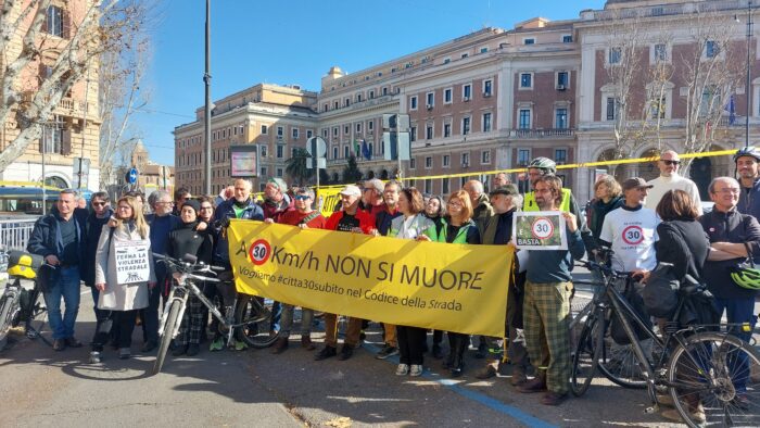 Roma. A 30 km all'ora non si muore: il presidio di oggi davanti al MIT