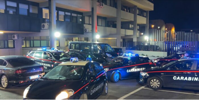 Controlli a Tor Bella Monaca: tre arresti; multe in un'autocarrozzeria