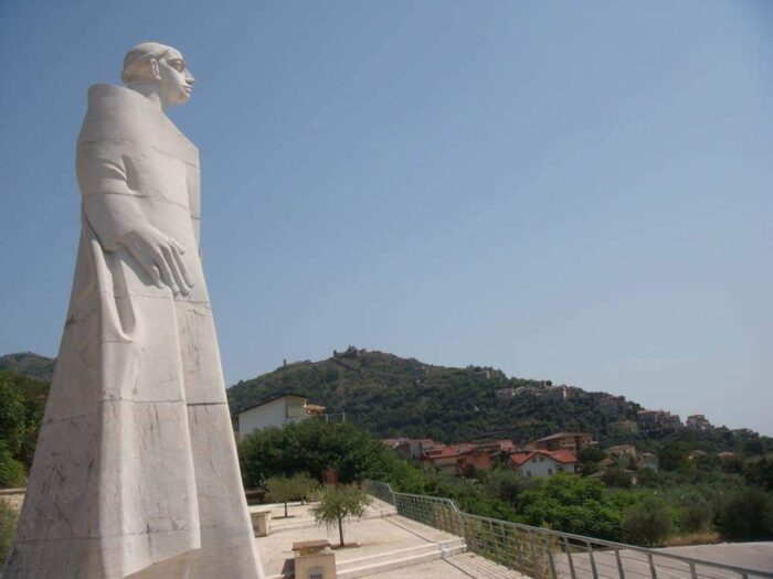 Scomparso il grande scultore Giuliano Vangi, il messaggio di cordoglio della città di Roccasecca