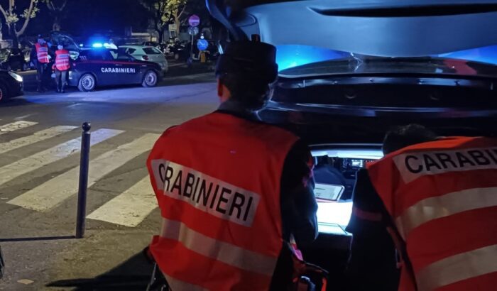 guidonia montecelio guida senza patente e con arnesi da scasso denunciato