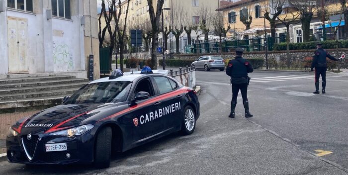 Colleferro furto supermercato centro commerciale 27enne telecamere