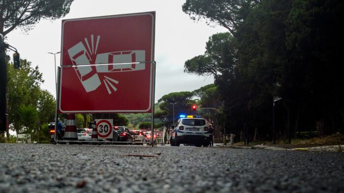 Incidente tra mezzi pesanti a Castel Romano: chiusa la Pontina