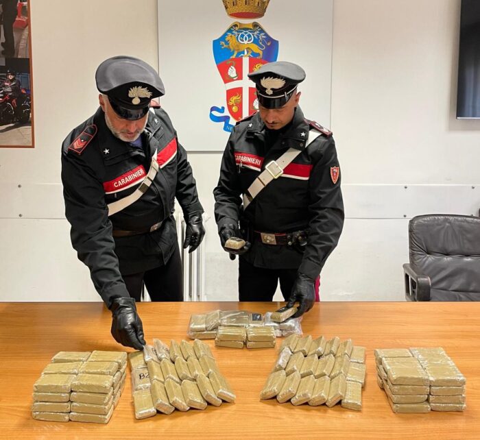 mentana sequestrati kg di hashish arresti