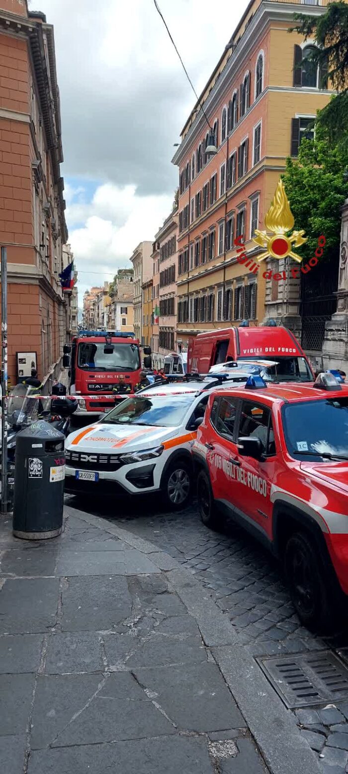 roma esalazioni tossiche albergo