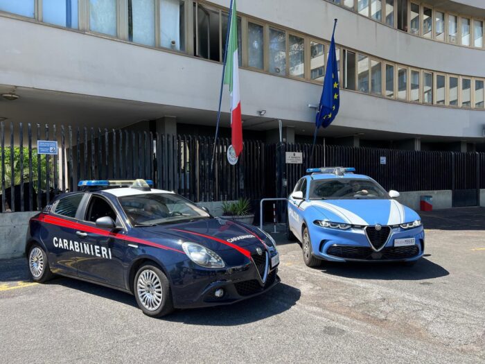 roma finti annunci a luci rosse rapina
